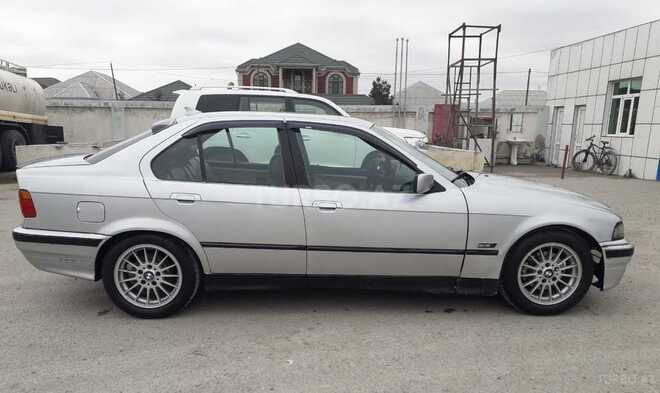 BMW 318 1991, 450,000 km - 1.8 l - Bakı