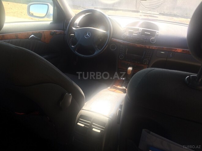 Mercedes E 270 2002, 324,000 km - 2.7 л - Bakı