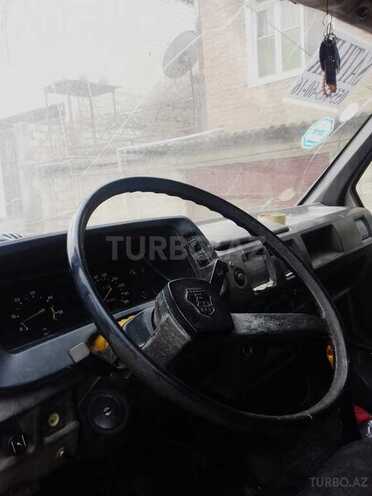 GAZ 330200 1997, 220,000 km - 0.3 л - Yevlax