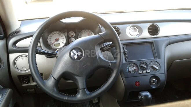 Mitsubishi Outlander 2006, 139,000 km - 2.4 l - Bakı