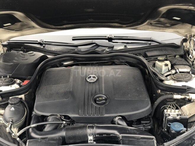 Mercedes E 220 2009, 220,000 km - 2.2 л - Bakı