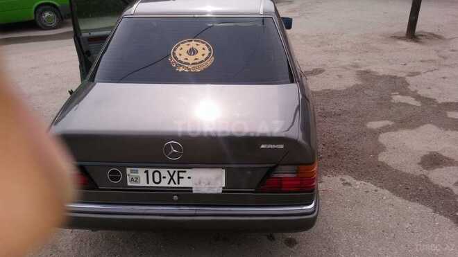 Mercedes E 200 1991, 250,000 km - 2.0 l - Bakı