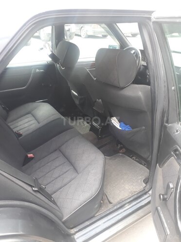 Mercedes E 220 1994, 380,000 km - 2.2 l - Bakı