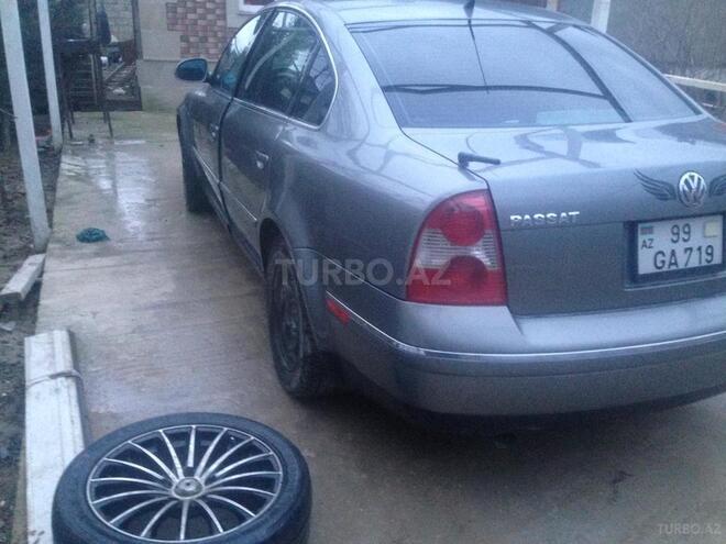 Volkswagen Passat 2004, 290,000 km - 1.8 l - Bakı