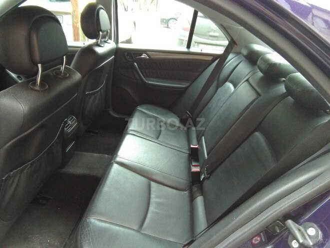 Mercedes C 320 2000, 256,000 km - 3.2 l - Bakı