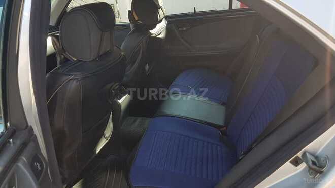 Mercedes E 240 2001, 280,000 km - 2.6 l - Sumqayıt