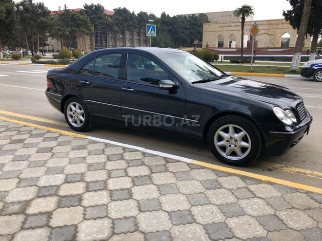 Mercedes C 200 2002, 299,733 km - 2.0 l - Şirvan