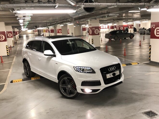 Audi Q7 2013, 86,800 km - 3.0 л - Bakı