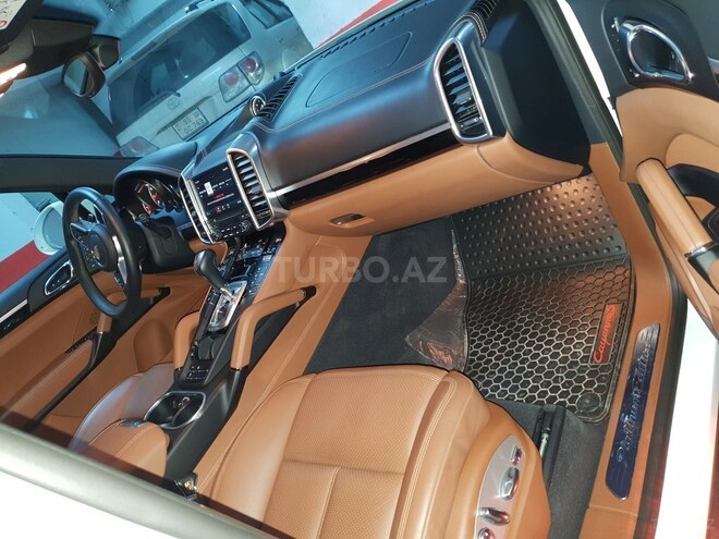 Porsche Cayenne 2018, 7,600 km - 3.6 l - Bakı