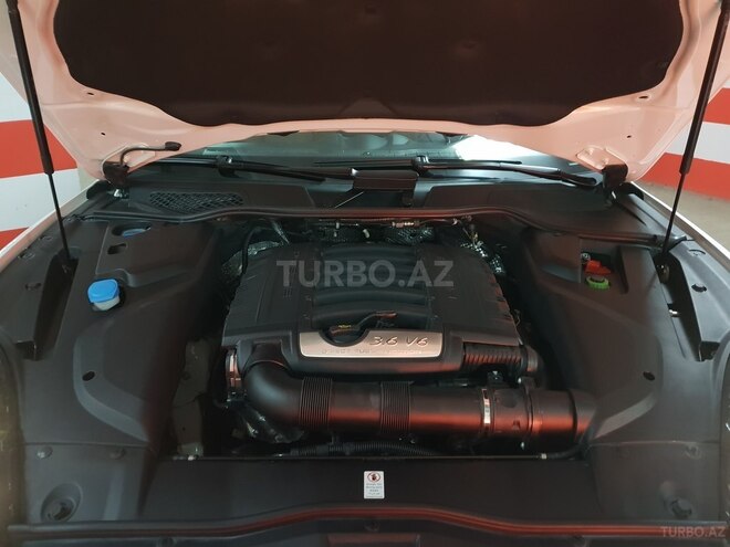 Porsche Cayenne 2018, 7,600 km - 3.6 l - Bakı