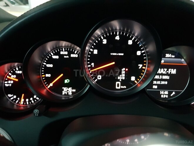 Porsche Cayenne 2018, 7,600 km - 3.6 l - Bakı