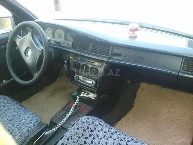 Mercedes 190 1989, 400,000 km - 2.0 l - İmişli