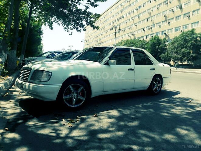 Mercedes E 200 1994, 400,000 km - 0.2 л - Bakı