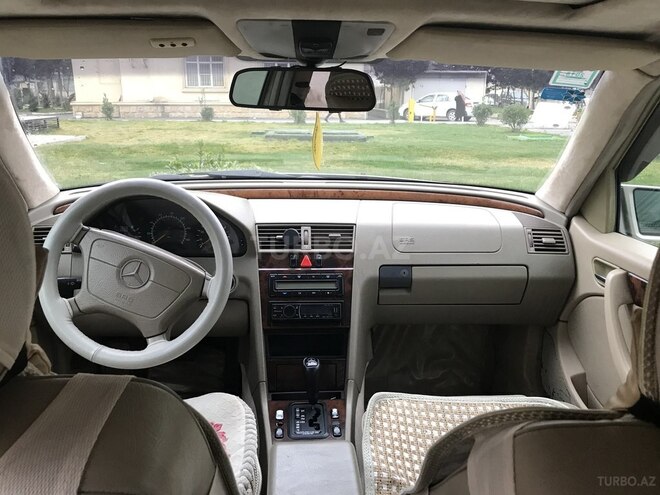 Mercedes C 230 1997, 283,000 km - 2.3 л - Bakı