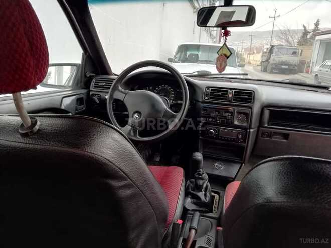 Opel Vectra 1992, 400,000 km - 1.6 л - Bakı