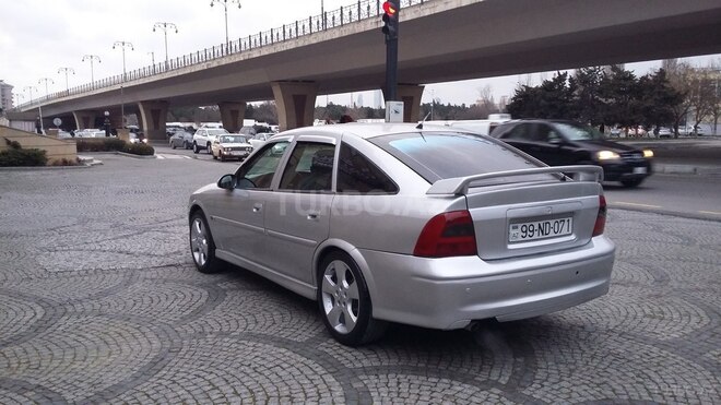 Opel Vectra 2000, 350,000 km - 1.8 l - Bakı