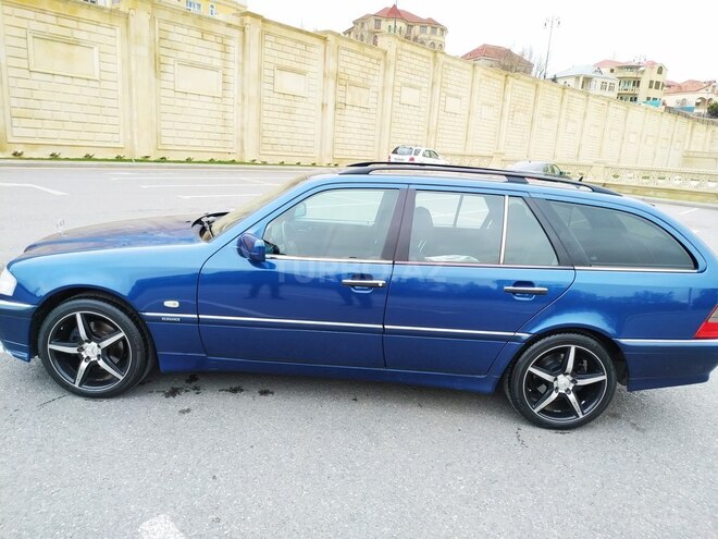 Mercedes C 200 2000, 215,200 km - 2.0 l - Bakı