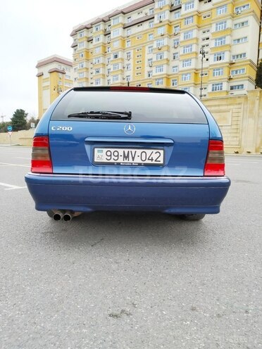 Mercedes C 200 2000, 215,200 km - 2.0 l - Bakı