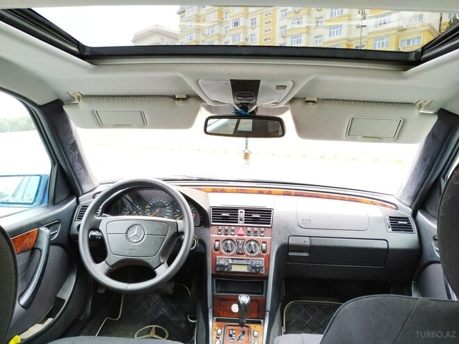 Mercedes C 200 2000, 215,200 km - 2.0 l - Bakı