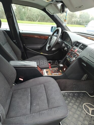Mercedes C 200 2000, 215,200 km - 2.0 l - Bakı