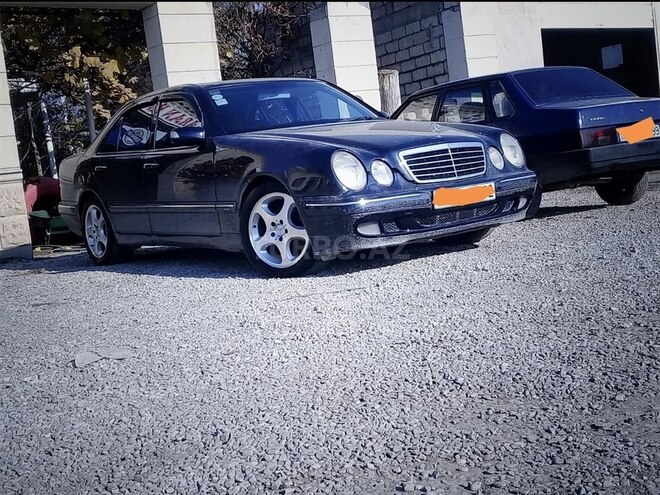 Mercedes E 240 2001, 180,000 km - 2.6 l - Kürdəmir