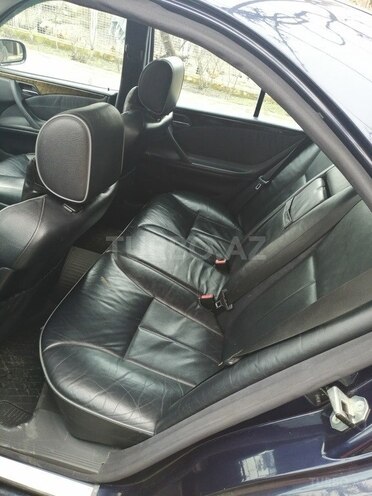 Mercedes E 240 2001, 180,000 km - 2.6 l - Kürdəmir