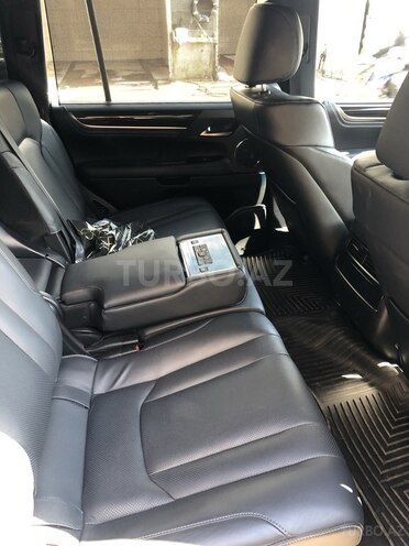 Lexus LX 450 2017, 9,500 km - 4.5 l - Bakı