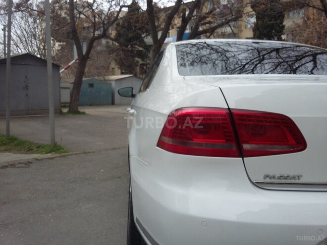 Volkswagen Passat 2011, 151,000 km - 1.8 л - Bakı