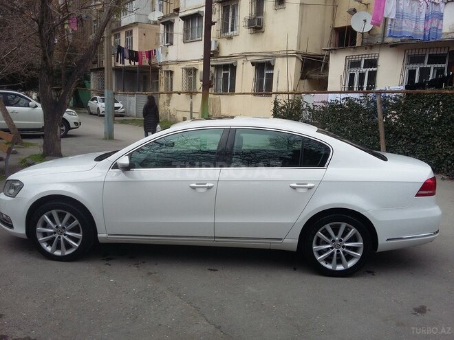 Volkswagen Passat 2011, 151,000 km - 1.8 л - Bakı