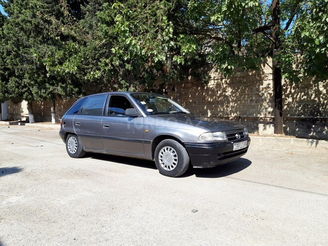 Opel Astra 1992, 363,431 km - 1.4 l - Bakı