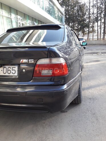 BMW 525 2000, 233,000 km - 2.5 l - Tovuz