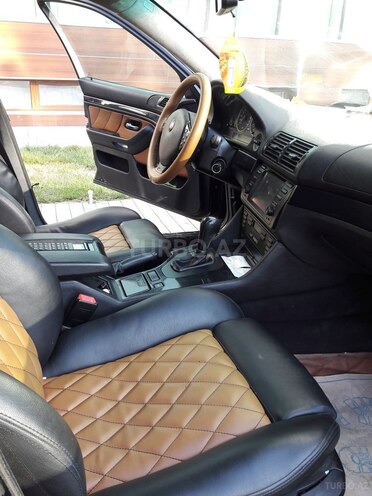 BMW 525 2000, 233,000 km - 2.5 l - Tovuz