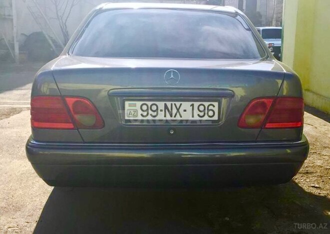 Mercedes E 200 1996, 389,000 km - 2.0 l - Bakı