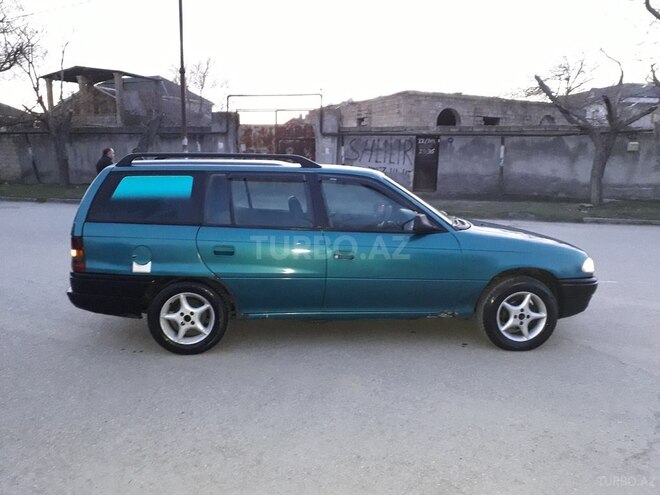 Opel Astra 1994, 554,000 km - 1.6 л - Sumqayıt