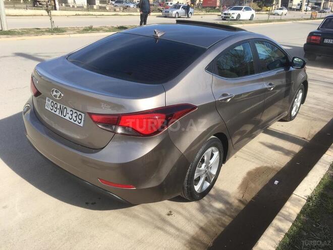 Hyundai Elantra 2015, 70,000 km - 1.8 l - Sumqayıt