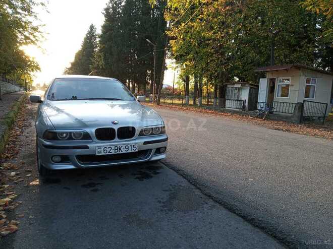 BMW 523 1996, 457,000 km - 2.5 l - Zaqatala