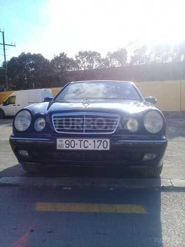 Mercedes E 220 2000, 399,523 km - 2.2 l - Bakı
