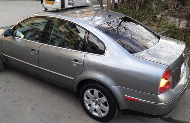 Volkswagen Passat 2004, 243,500 km - 1.8 л - Bakı