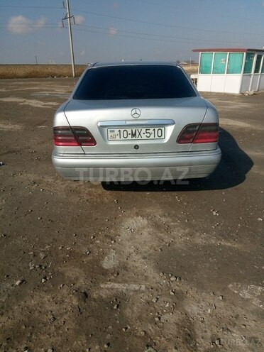 Mercedes E 300 1998, 495,000 km - 3.0 l - Bakı
