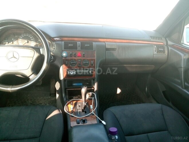 Mercedes E 300 1998, 495,000 km - 3.0 l - Bakı
