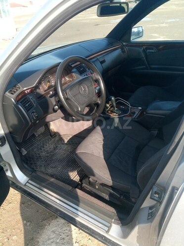 Mercedes E 300 1998, 495,000 km - 3.0 l - Bakı
