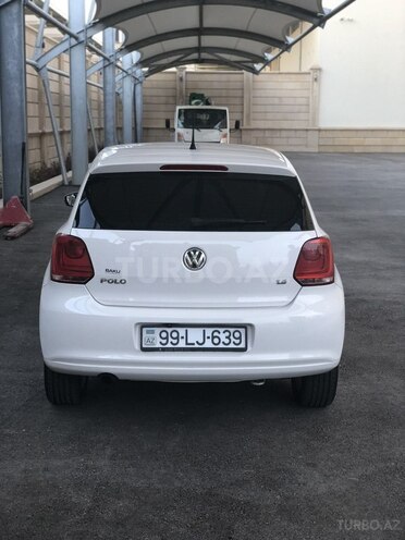 Volkswagen Polo 2009, 133,087 km - 1.4 l - Bakı