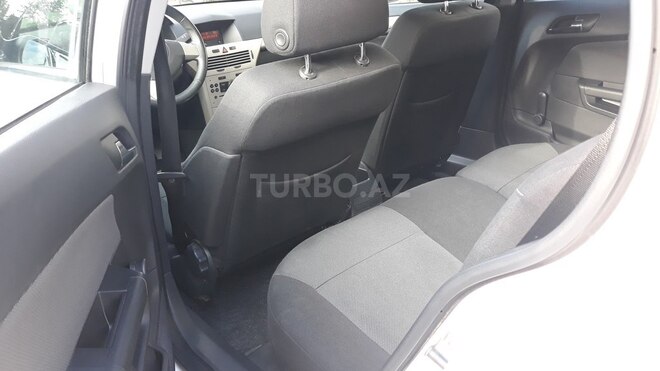 Opel Astra 2006, 158,000 km - 1.3 l - Bakı