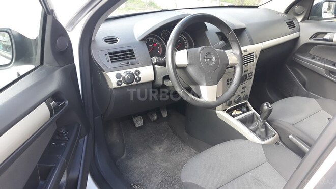 Opel Astra 2006, 158,000 km - 1.3 l - Bakı