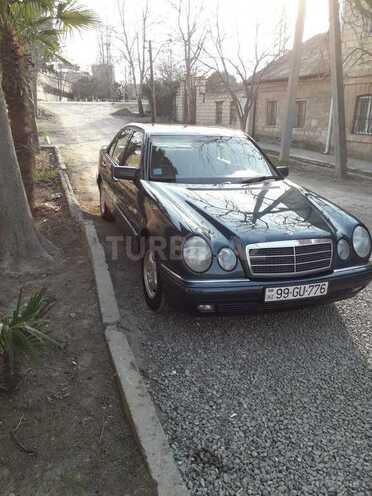 Mercedes E 220 1999, 370,000 km - 2.2 l - Gəncə