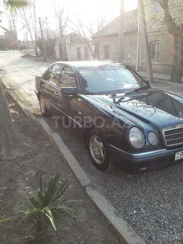 Mercedes E 220 1999, 370,000 km - 2.2 l - Gəncə
