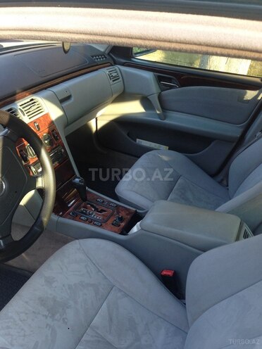 Mercedes E 220 1999, 370,000 km - 2.2 l - Gəncə