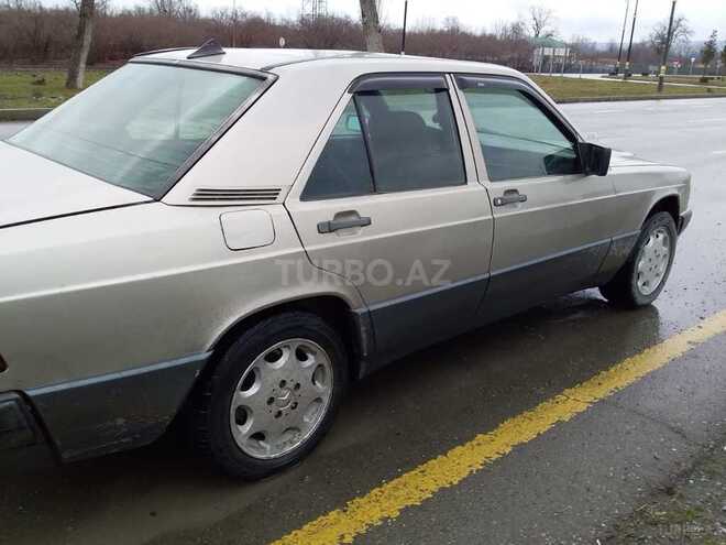 Mercedes 190 1986, 128,000 km - 2.0 l - Qəbələ