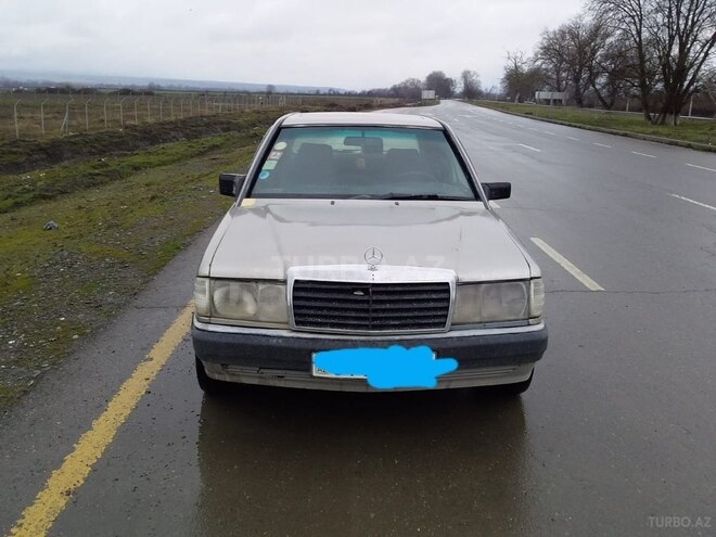 Mercedes 190 1986, 128,000 km - 2.0 l - Qəbələ