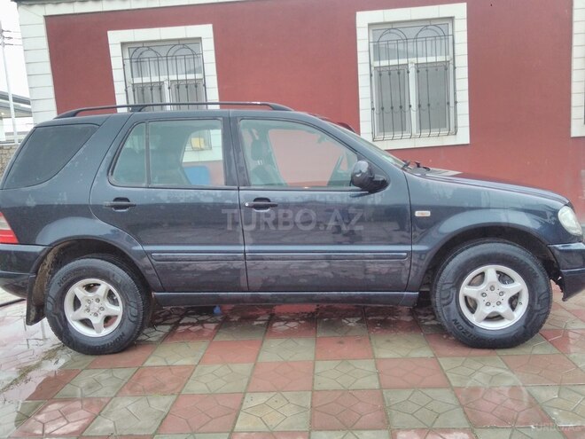 Mercedes  1998, 40,232 km - 2.3 l - Bakı